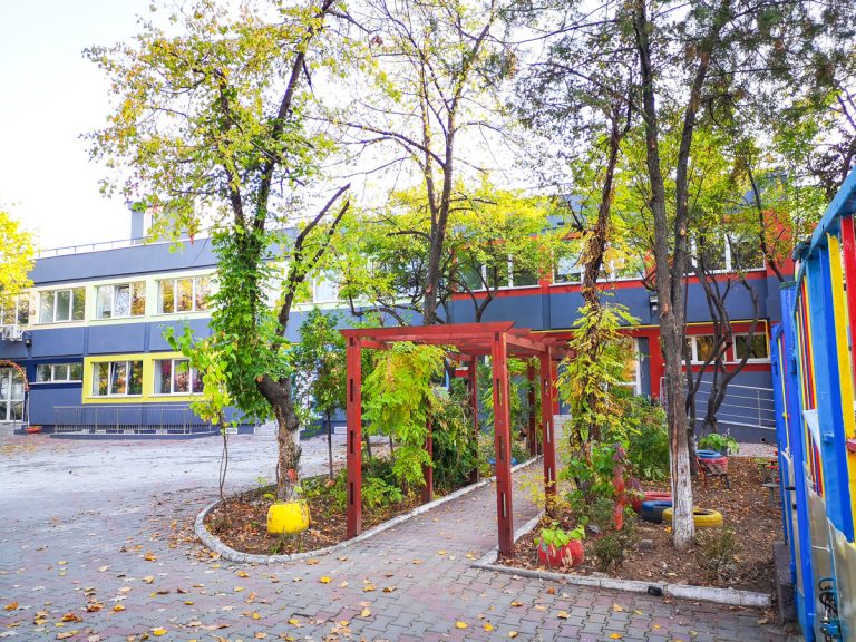 Grădinița "Înșir'te Mărgărite"