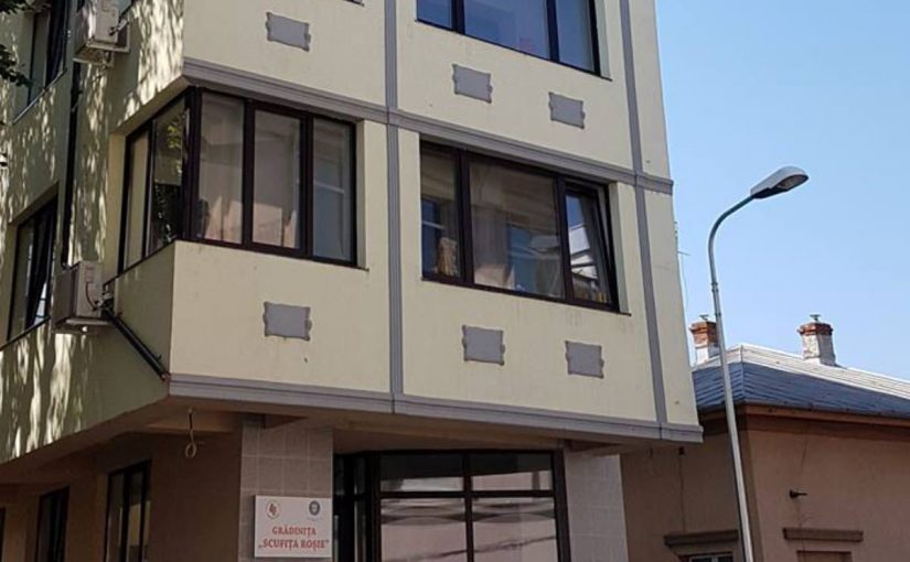 Gradinita Scufita Rosie - daui.ro